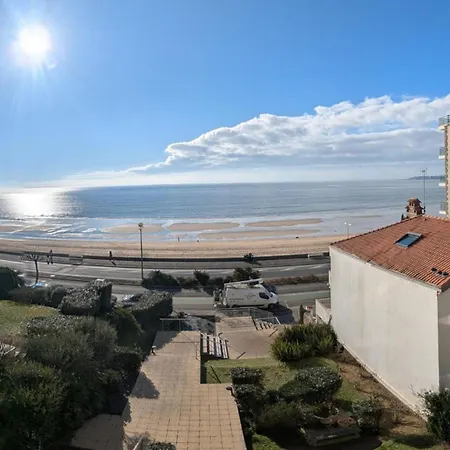 Face - Tyra Apartmán La Baule